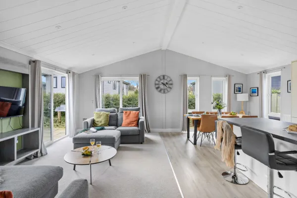 Clover Lodge, 32 Roadford Lake Lodges, Roadford Lake