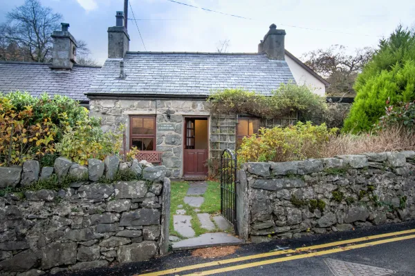 Y Bwthyn Llanberis, Llanberis
