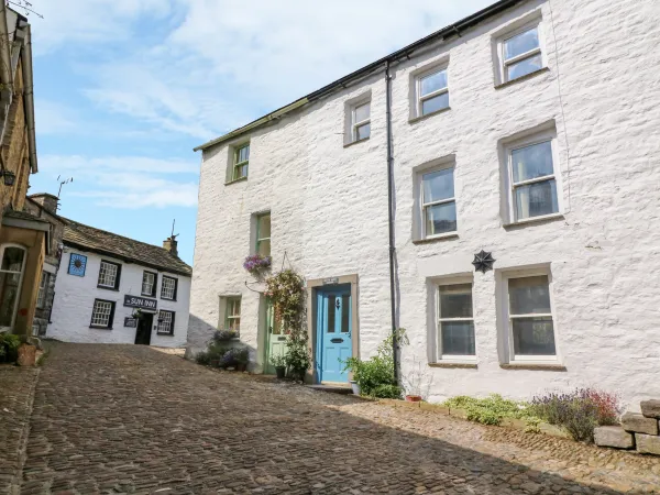 White Hart House, Dent