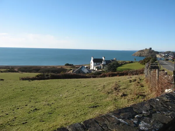 Cae'r Dyni (Caer Dyni), Criccieth