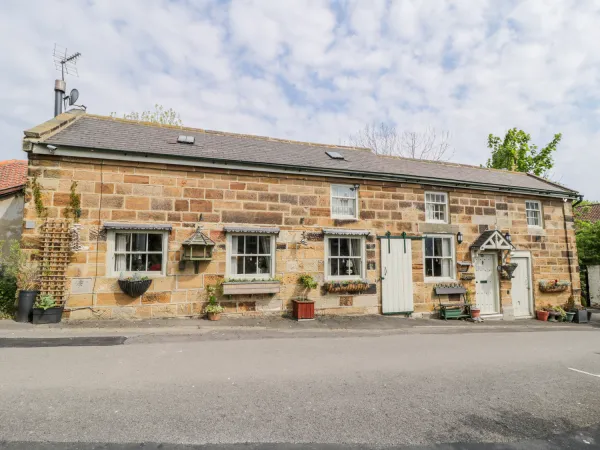 Old Stables Cottage Image 1