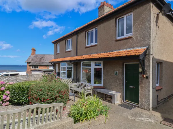 Seacliff Cottage Image 1