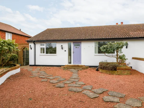 2 Fieldview, Sutton-on-sea