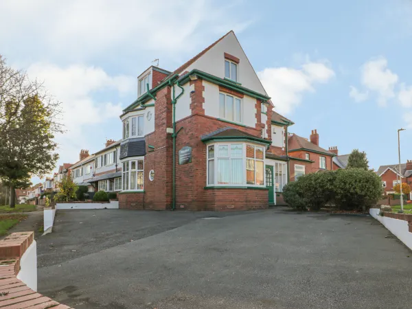 Hillcrest Image 1