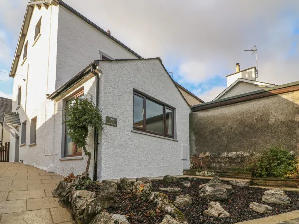 Rose Cottage Image 1