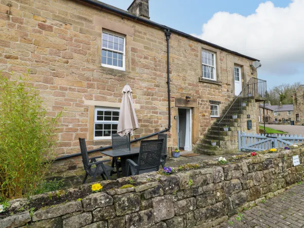Toad Cottage, Two Dales