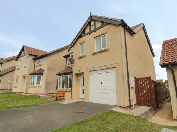 3 Kings Field, Seahouses