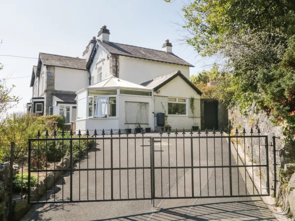 Yewbarrow Cottage, Grange-over-sands