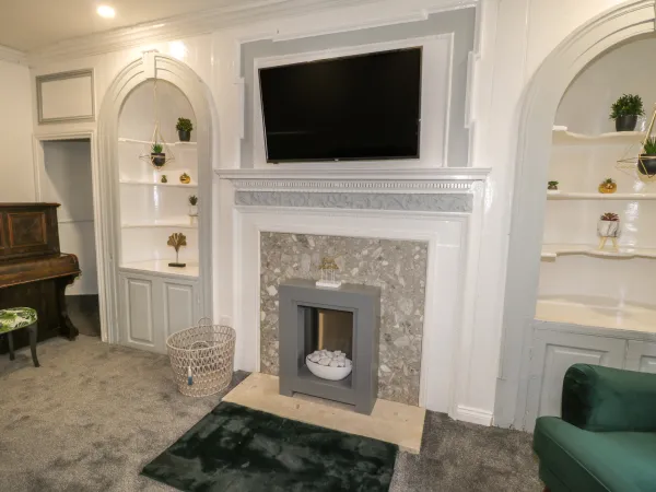 47 Baxtergate Image 1