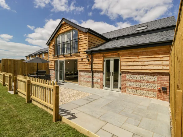 Threshing Barn, Blandford Saint Mary 