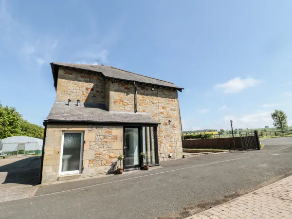 Deanrise, Alnwick