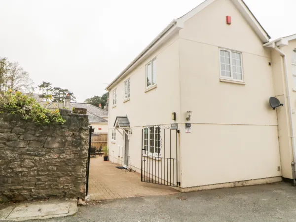 Siena Cottage, 41a Kents Lane Image 1