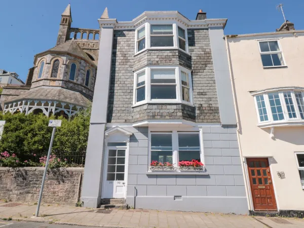 Flat 1, 32 Newcomen Road, Dartmouth