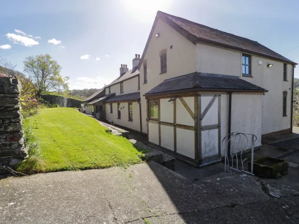 Fron Goch Farm, Llanfair Talhaiarn