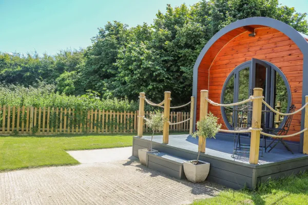 Filbert Pod, Arundel, West Sussex