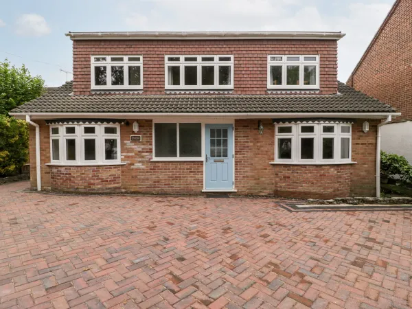 Sherpa, Wellow, Hampshire