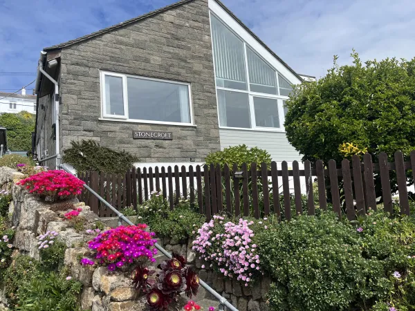 Stonecroft, Praa Sands