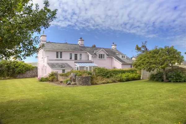 Ty Ffynnon, Abersoch