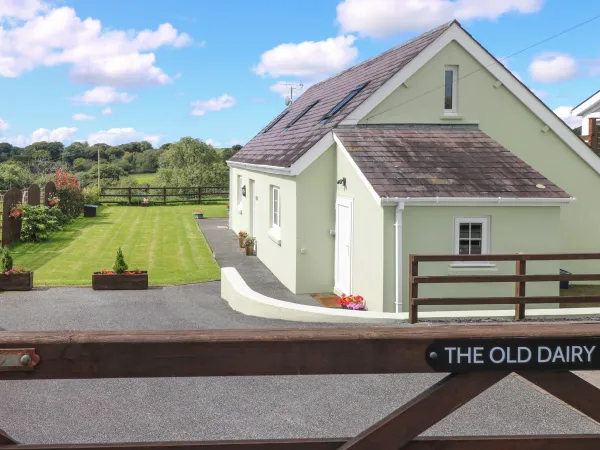The Old Dairy, Maenclochog