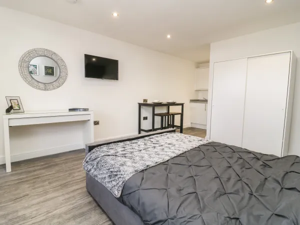Chalet 5, Sherburn