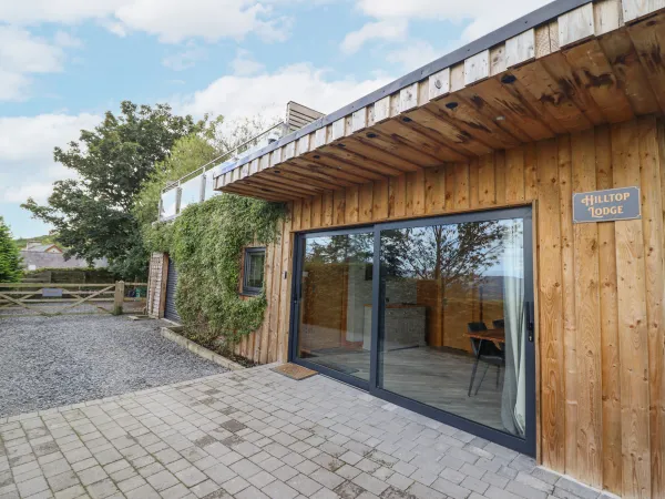 Hilltop Lodge, Corwen