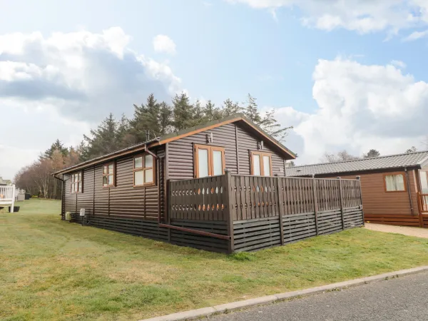 Nevaeh Lodge, Swarland