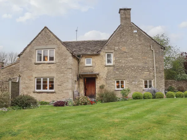 Manor Cottage, Poulton