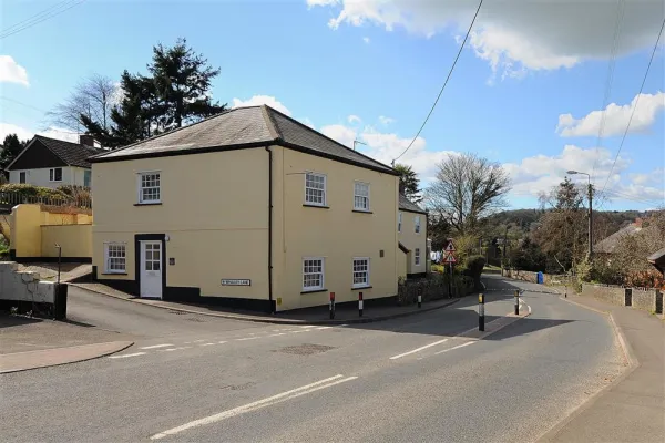 1 New Inn Corner, Uplyme