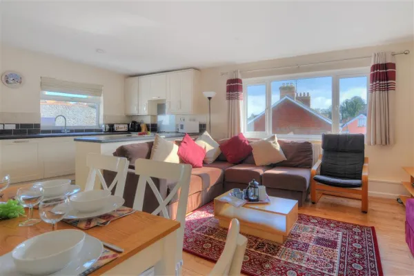 2 Mill Green Court, Lyme Regis