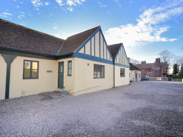 2 Home Farm South, Lyme Regis
