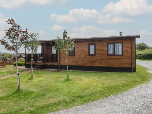16 Forest Lodge, Chwilog