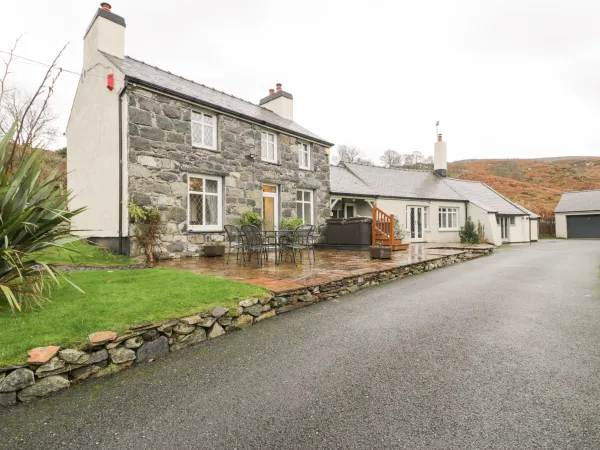 Lakeside Cottage, Llanrug