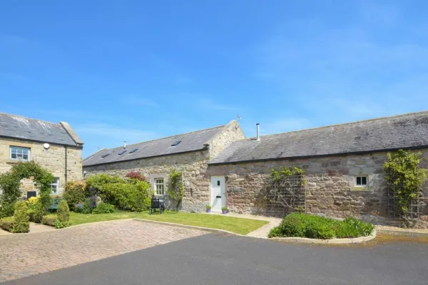 Lavender Cottage (Village Farm) Image 1