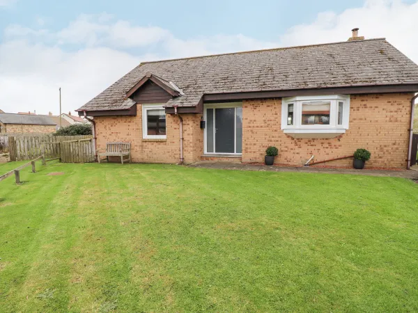 Dunes Cottage Image 1