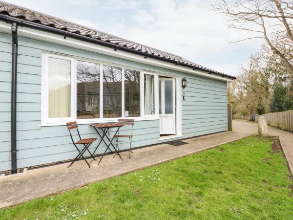 10 The Dell, Mundesley