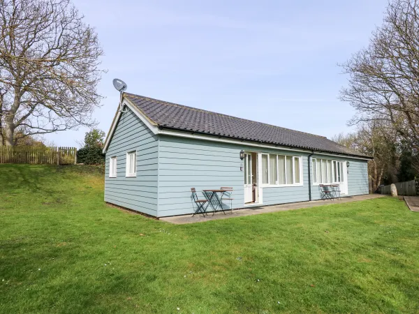 11 The Dell, Mundesley