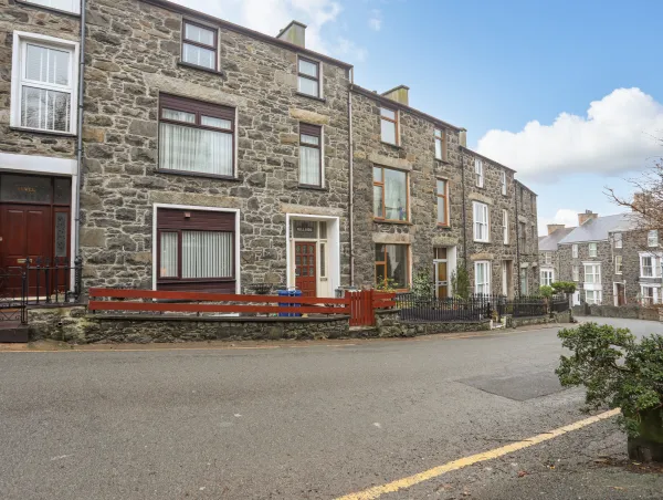 Hillside Apartment, Pwllheli