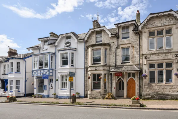 Apartment 1, Durham House, Beer