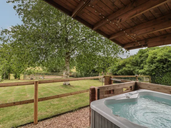Pigsfoot Lodge, Halberton, Devon 