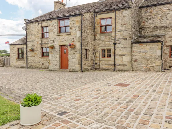 Orcaber Farmhouse, Austwick  