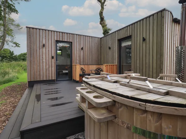 Bluebell Cabin Image 1