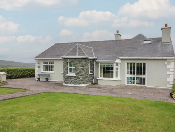 Wild Atlantic Way Country Cottage, Portmagee, County Kerry
