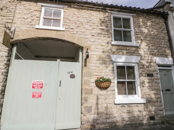 Cooper's Cottage Image 1