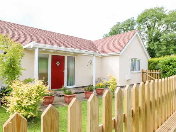 Clovermead Cottage Image 1