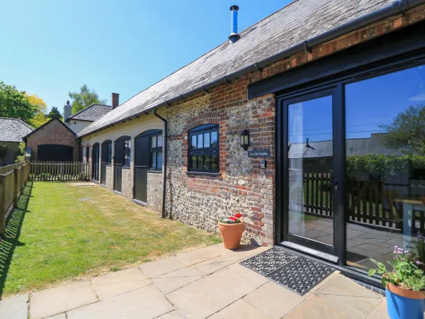The Old Stables, Winterborne Stickland