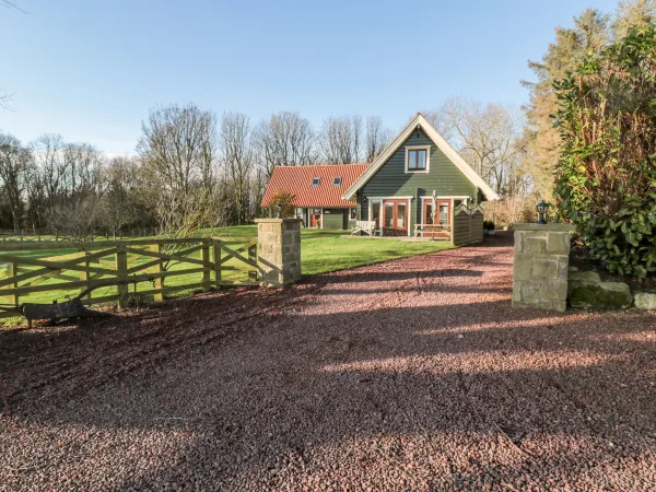 Apple Tree Lodge, Swarland