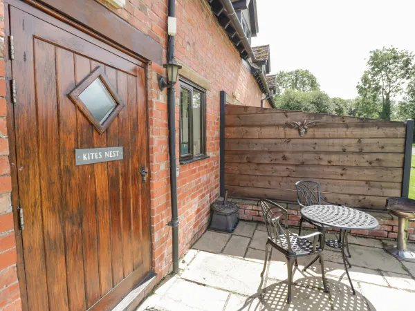 Kite's Nest, Eaton-under-heywood