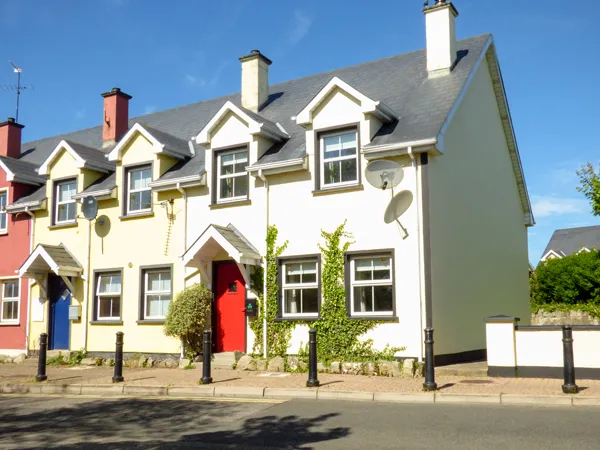 No 17 Mountain Dale, Bundoran, County Donegal