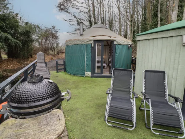 The Lakeside Yurt, Beckford