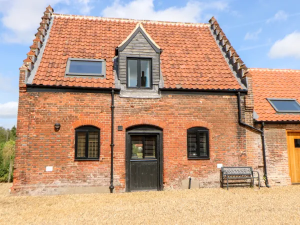 Tricker's Cottage Image 1